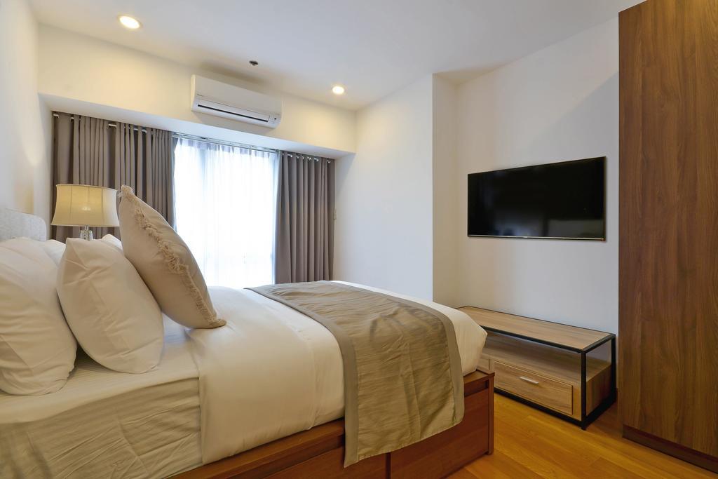 Milano Versace Suites Makati City Exterior foto